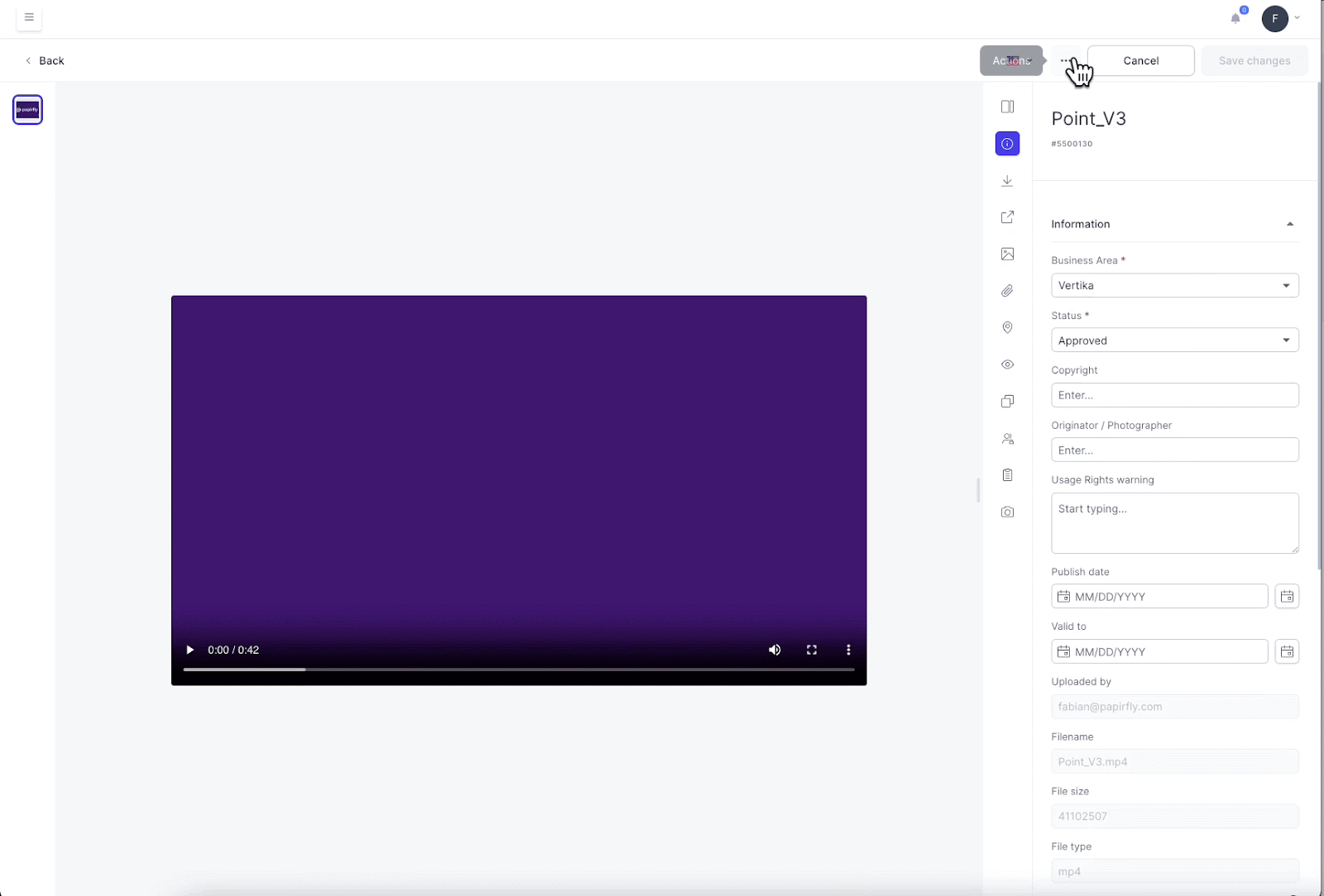 Thumbnail change.gif